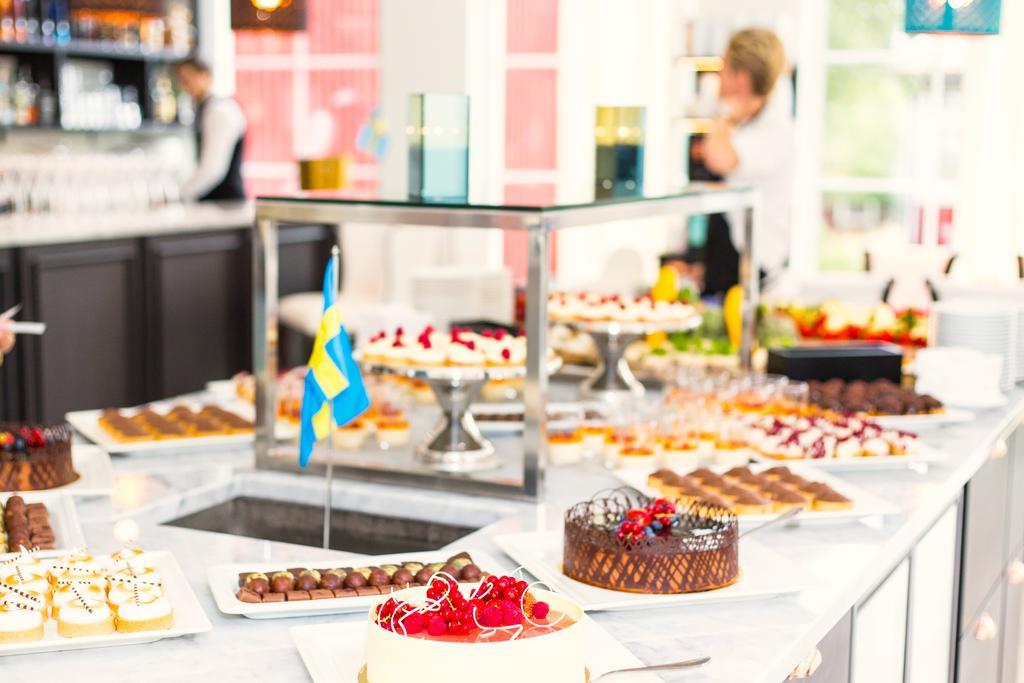 Brook Hotels Arlanda Rosersberg Екстер'єр фото