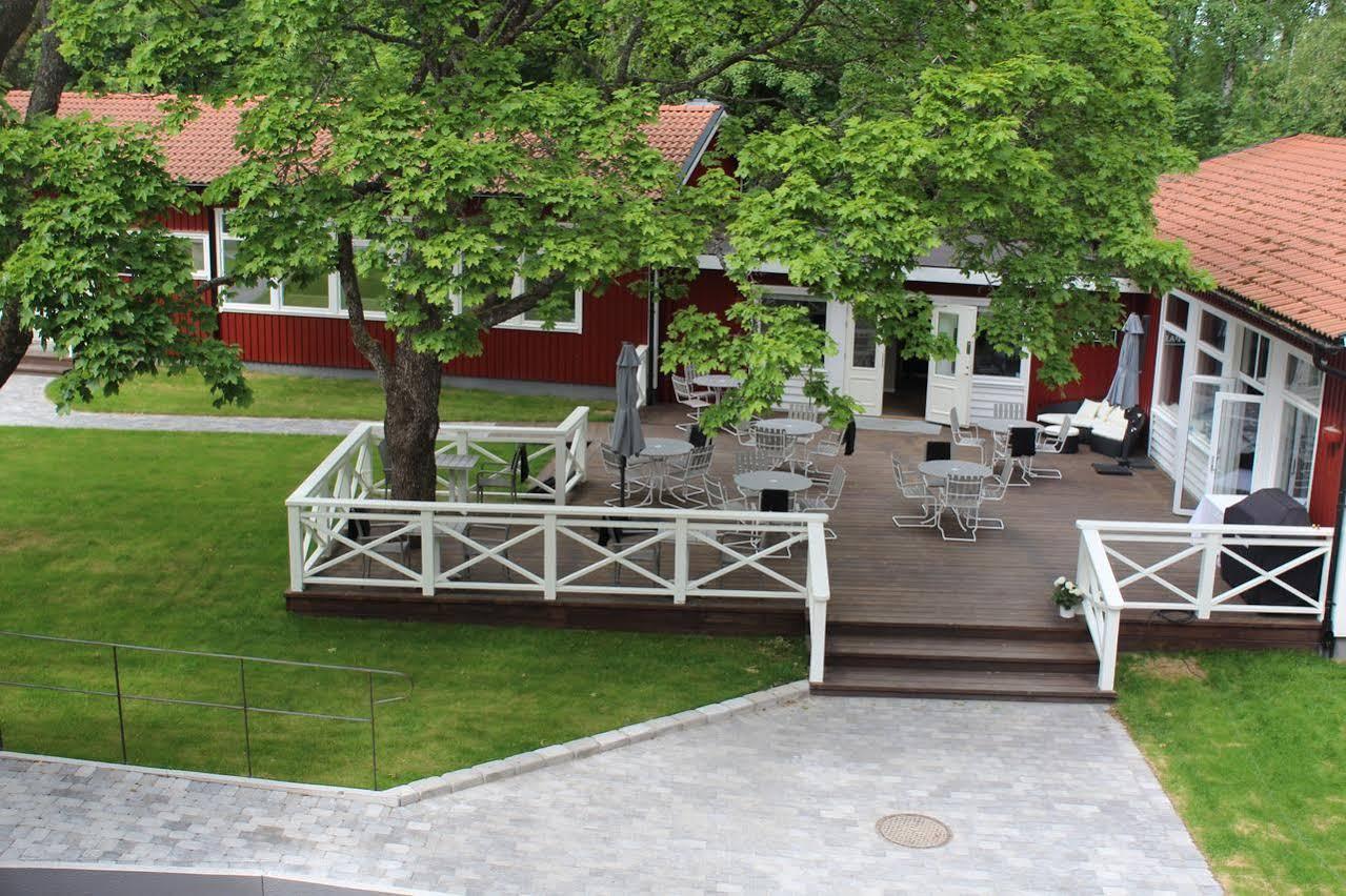 Brook Hotels Arlanda Rosersberg Екстер'єр фото