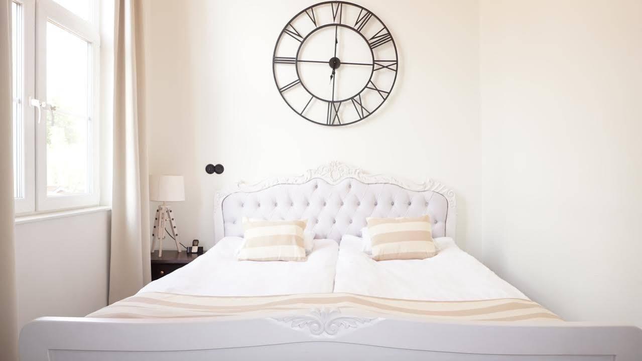 Brook Hotels Arlanda Rosersberg Екстер'єр фото